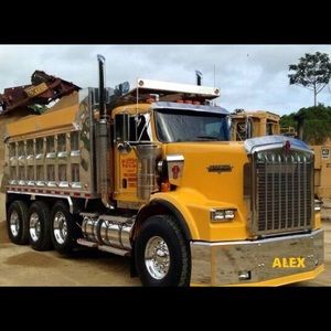 Meet your Posher, Alex